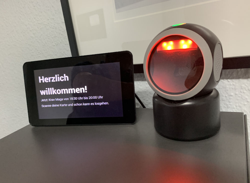 Corona Check-In mit Kartenleser